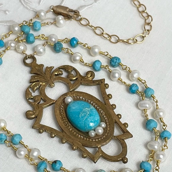 Turquoise and Pearl pendant necklace - Picture 7 of 8